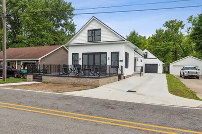 Image de Brand New Build! Crystal Lake Cottage - Sleeps 6 - Montcalm County