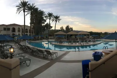 1 Bedroom Resort Condo in Central Phoenix