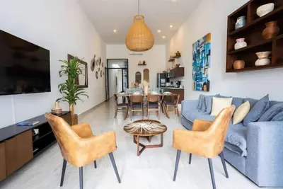 Image de Alebrijes- Oasis w\/Pool★Parking★3 Bdrm, Dntwn