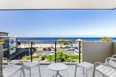 Image de Beaches on Maroochy 3 Bedroom Beach Front Apartment