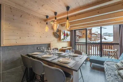 Image de Duplex rénové, idéal 6 pers, proche pistes et centre sport, services inclus