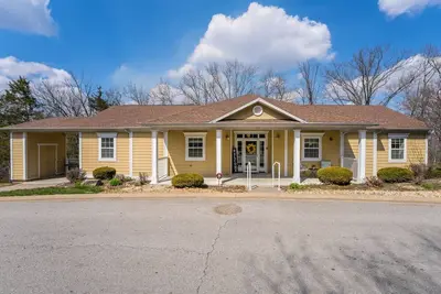 Branson Luxury Villa with Pool & Golf