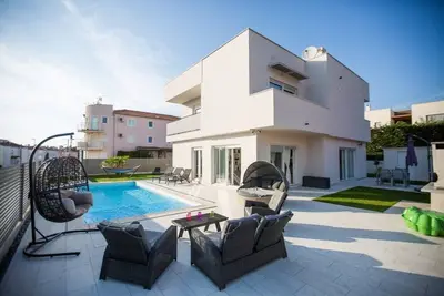 Image de Villa Virtus in Karigador with private pool for rent
