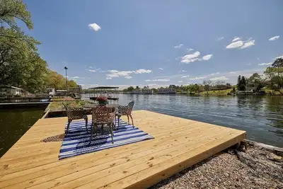 Image de Family & Friends Paradise on the lake