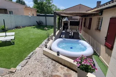 Image de Maison avec Jacuzzi proche de Carcassonne