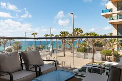 Image de O&O Group - Stylish & Cozy Seaview Vacation Apt
