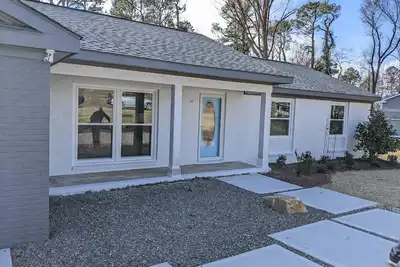 Image de Beautiful renovated house 12 minutes from Dt Raleigh