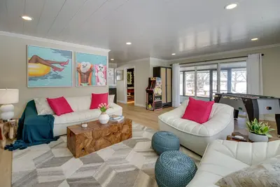 Image de Home Rental on Detroit Lake: Dock, Game Room!
