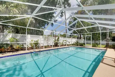 Image de Florida Vacation Rental w/ Screened Lanai