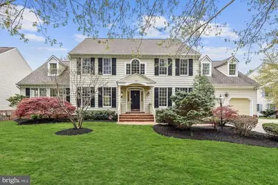 Image de Bright spacious 5 bedroom home, Easy Access Dc/Baltimore/Annapolis