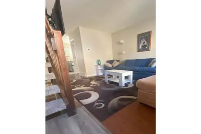 Image de A clean, quiet, cozy home is within walking distance of 3 Hospitals
