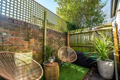 Image de The Beehive  - sleeps 2 guests  in 1 bedroom