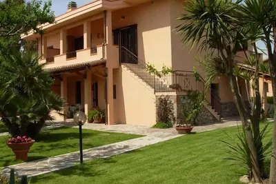 Image de House with large garden - Ground floor