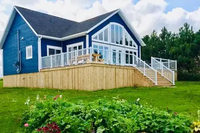 Modern and Beautiful 2 Bedroom in Stanley Bridge with beautiful vistas
