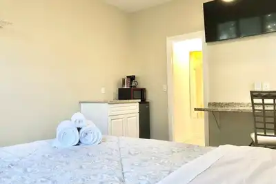 Image de Cozy Workstay ♡ Steps away from park