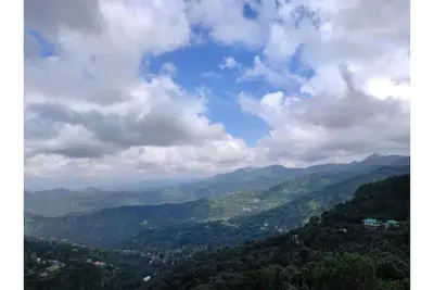 Image de Jujurana-Spacious 2bhk:Valley Views, Balcony, Wifi