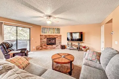 Image de Flagstaff Condo w/ Balcony in Golf Community!