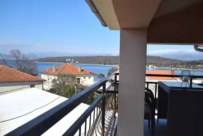 Image de Appartement de vacances dans mansarde avec vue mer