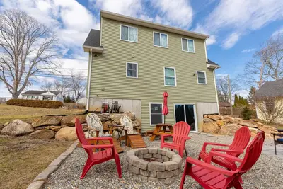 Image de Spacious Lake Hayward Cottage