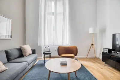 Image de Lovely Charlottenburg 1br nr KaDeWe, by Blueground