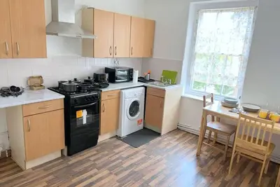 2-Bed Apartment in Central London off Edgware Rd