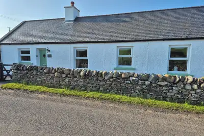 Image de Beautiful 2-Bed semi rural cottage enclosed garden