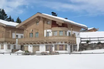 Image de Small apartment, ideal for 2 people, with south-facing terrace right by the lift