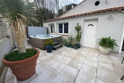 Image de Maison dans calanque proche mer, spa, pétanque