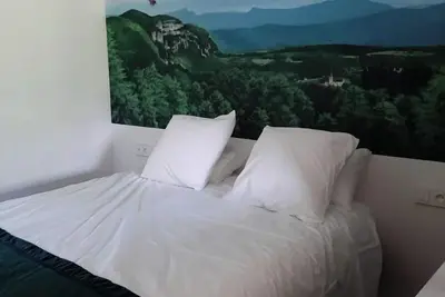 Image de Gîte de charme le Fenil de Rubis avec accès à un espace Spa