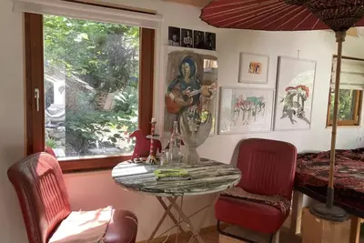 Image de Tiny house in an original construction trailer