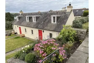 Image de Historic cottage overlooking Kinsale harbour