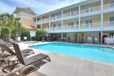 Image de Second Row Condo with Ocean Views, Pool, and Hot tub