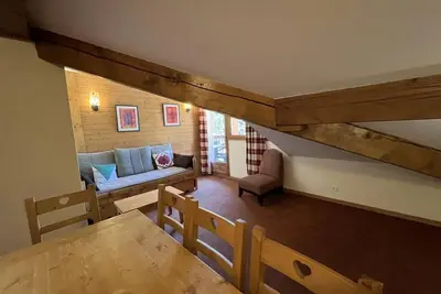Image de 150m des commerces, 4ème étage, remise en forme, piscine, balcon, télévision, casier à ski, 48m²