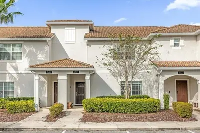 Image de 4 Bedrooms/ 5 Bathrooms/ Champions (1601 Mv)