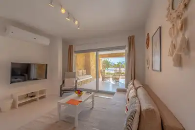 Vesta - Superior Apt - 3br - Swan Lake