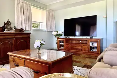Image de Immaculate Apartment in Lenah Valley, 4. 5 Km’s to the Hobart Cbd