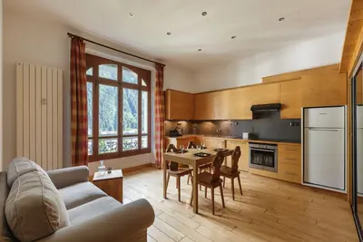 Image de Central Majestic Apartment Near Skiing, Chamonix, France