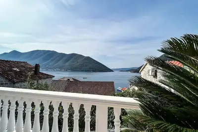 Image de Traditional Style Stone House in perfect Perast