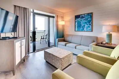 Image de Newly Remodeled 3br Grand Cayman Modern View Pools