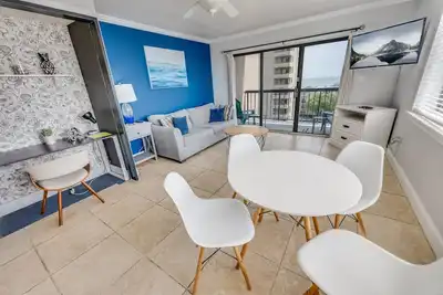 Image de Ocean Dunes Tower 1br. Pool and Views of Ocean!