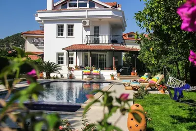Image de Villa white rose_sleeps 6_private pool