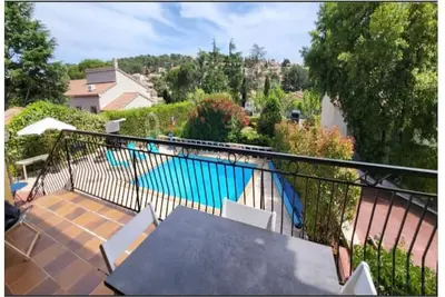 Image de Villa avec Piscine privée à 10 minutes de Cassis Plage