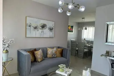 Image de Private Jacuzzi! Modern 2 Floor Apt *