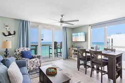 Image de Beach Front, Fully Updated, Destin Harbor, In and Out Pool