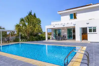 Image de Villa Antigoni by Villa Plus