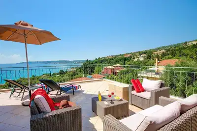 Image de Villa Chrissos by Villa Plus