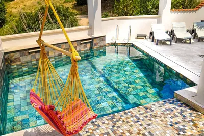 Image de Villa avec Piscine et Jardin privé. Plages à 800 m