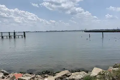 Image de Fisherman's Cabin on the Bay