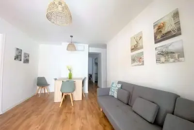 Image de th16 Appartement · Tarragone · 3 chambres · · 2 salles de bain
