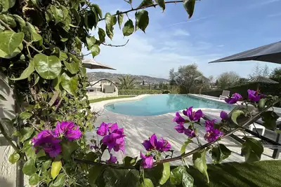 Image de Villa provençale avec piscine